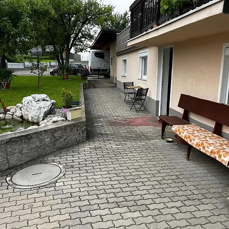 Privatunterkunft Luschin *